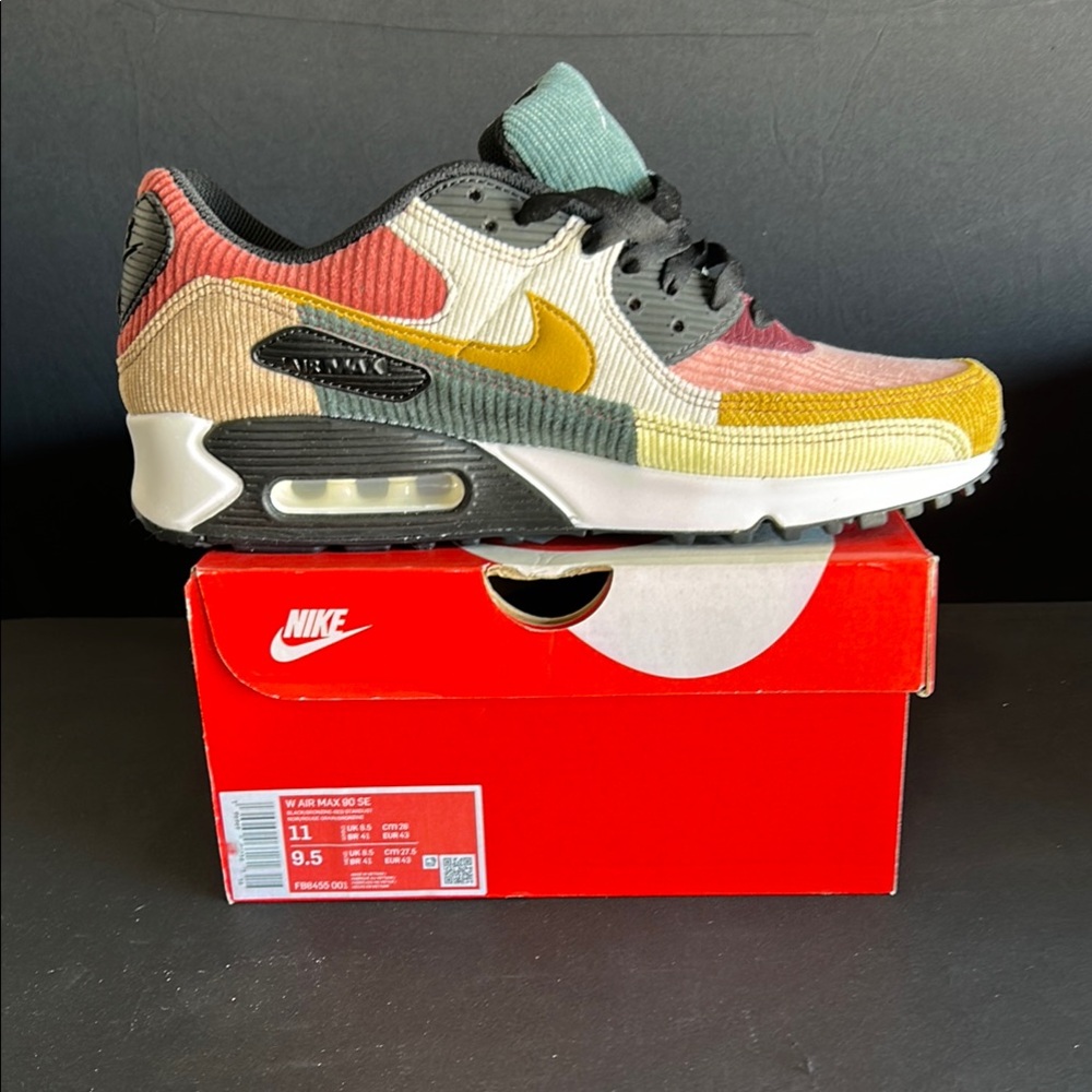 Nike Woman’s Air Max 90 Multicolor Sneakers